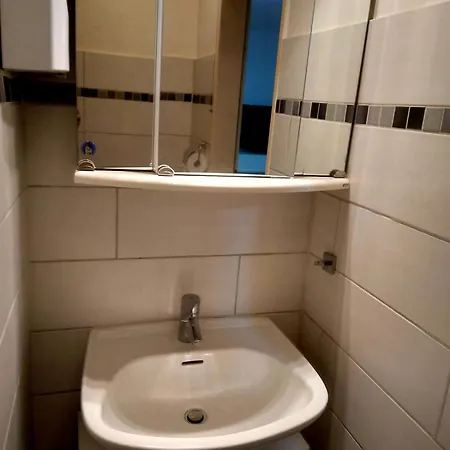 Ferien- Oder Monteurwohnung Stadtnah! Bad Oeynhausen Exterior foto