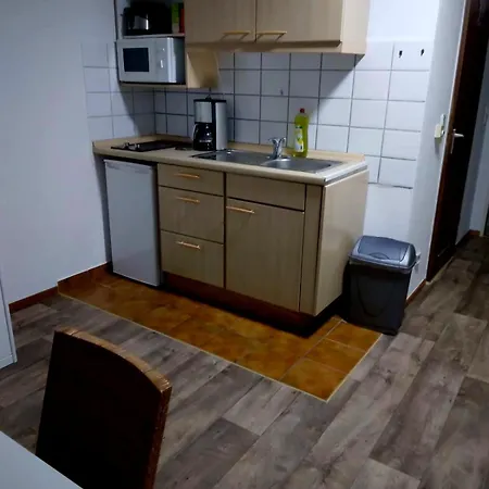 Ferien- Oder Monteurwohnung Stadtnah! Bad Oeynhausen Exterior foto