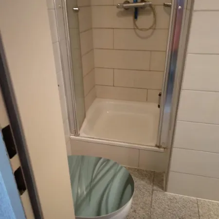 Ferien- Oder Monteurwohnung Stadtnah! Bad Oeynhausen Exterior foto