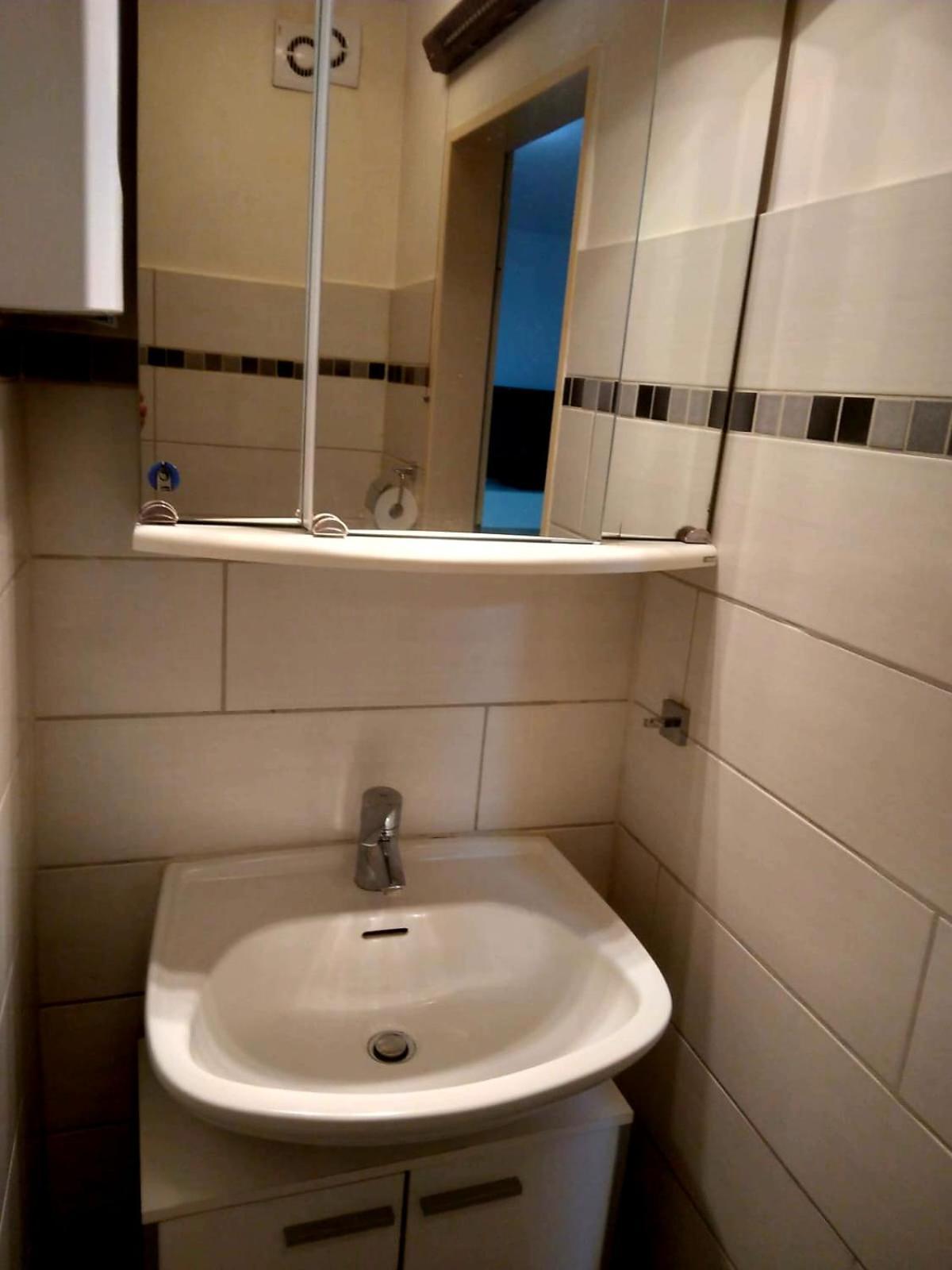 Ferien- Oder Monteurwohnung Stadtnah! *